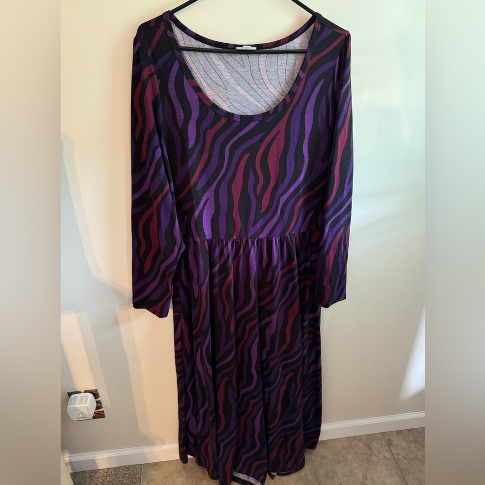 Lularoe Ryane empire waist high low dress.
